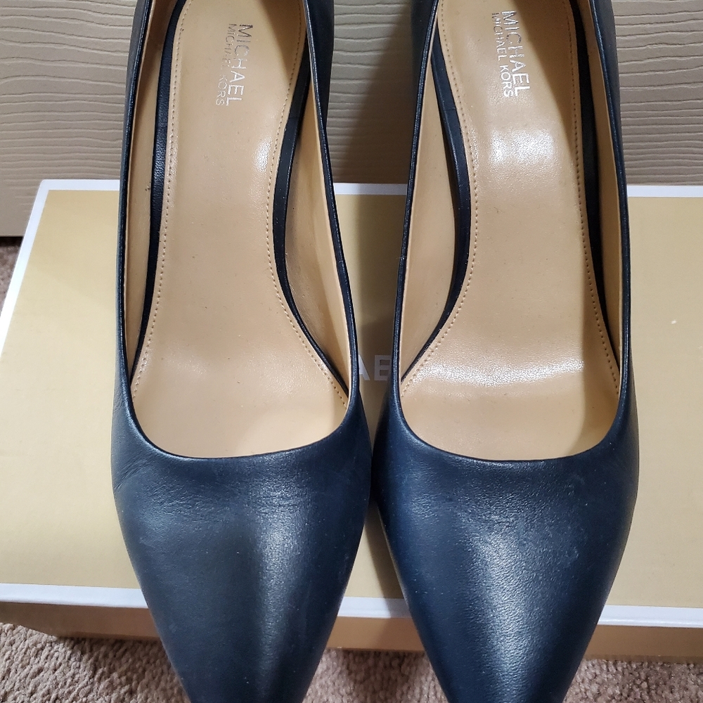 Michael Kors, size 9.5, Navy
